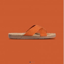 WARM AUTUMN Unisex šlepetės SHANGIES Spicy Pumpkin